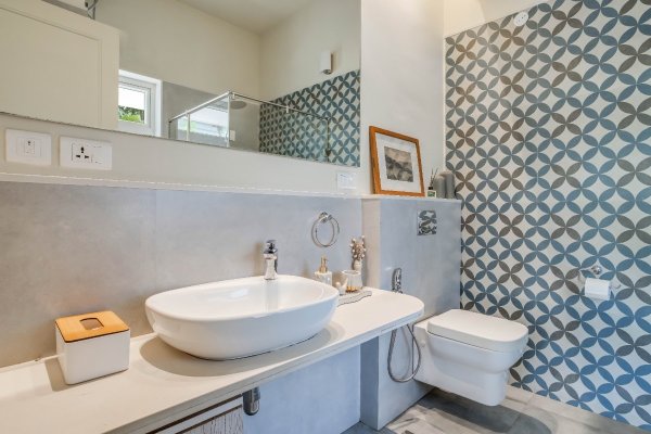 Image Title Goes Here